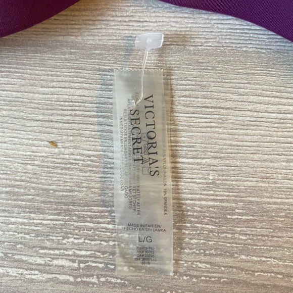 Victoria’s Secret purple plunge halter large bikini top - Picture 2 of 3